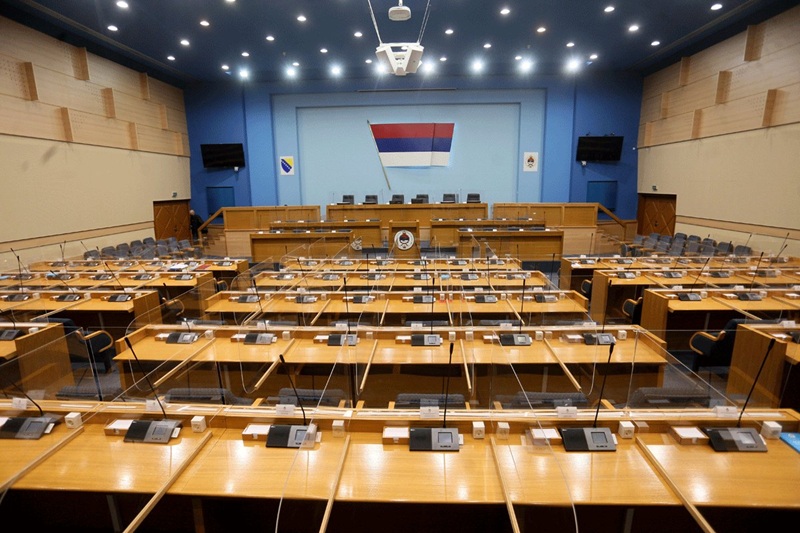 Političko ukrupnjavanje u Srpskoj: Spas za male stranke ili put u novi neuspjeh?