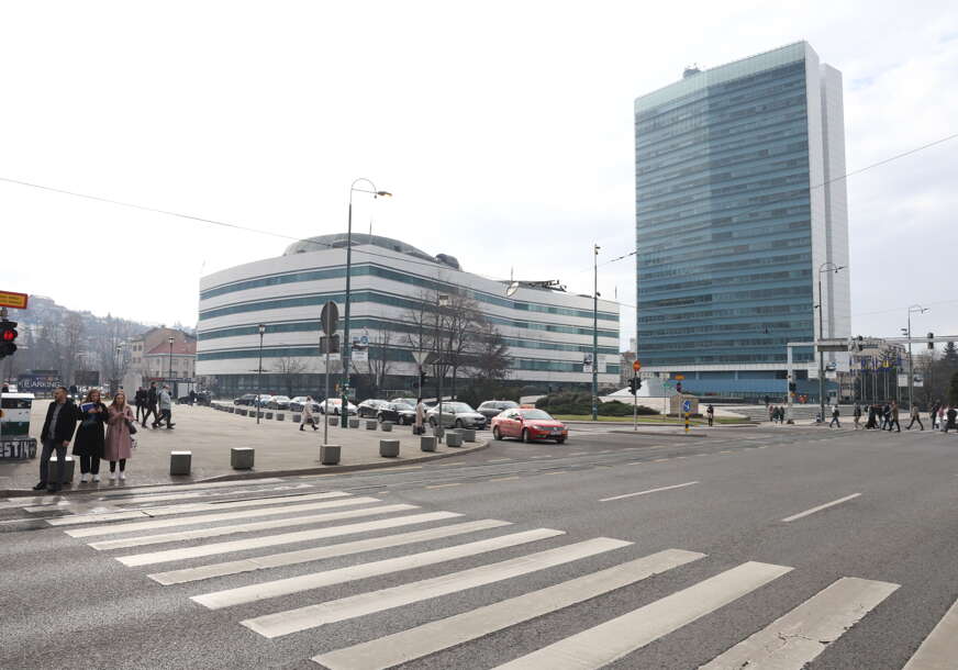 Političari troše velike pare na ALKOHOL, a sve pravdaju održavanjem poslovnih kontakata