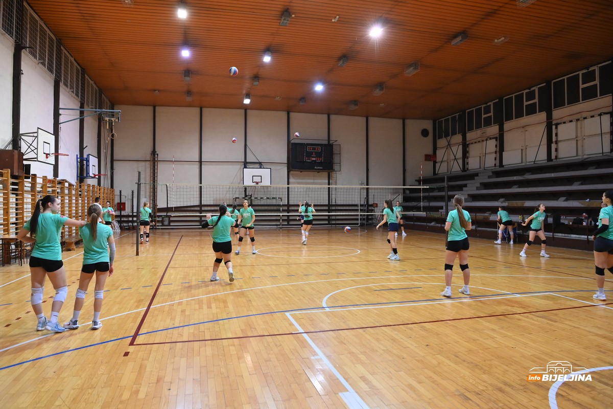 Odbojkaški spektakl u Bijeljini: OK „Libero“ protiv „Jahorine“ u ključnom meču sezone (FOTO)