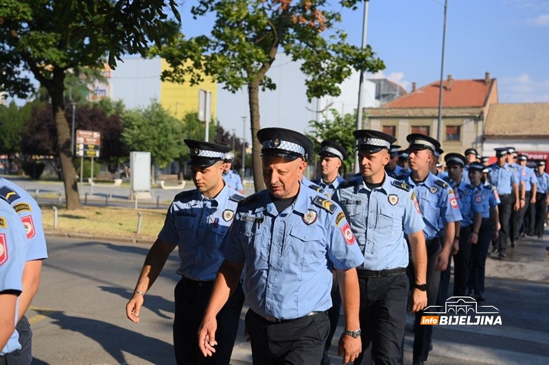Bijeljina: Policajci ispred suda čekaju presudu za ubistvo njihovog kolege (FOTO)