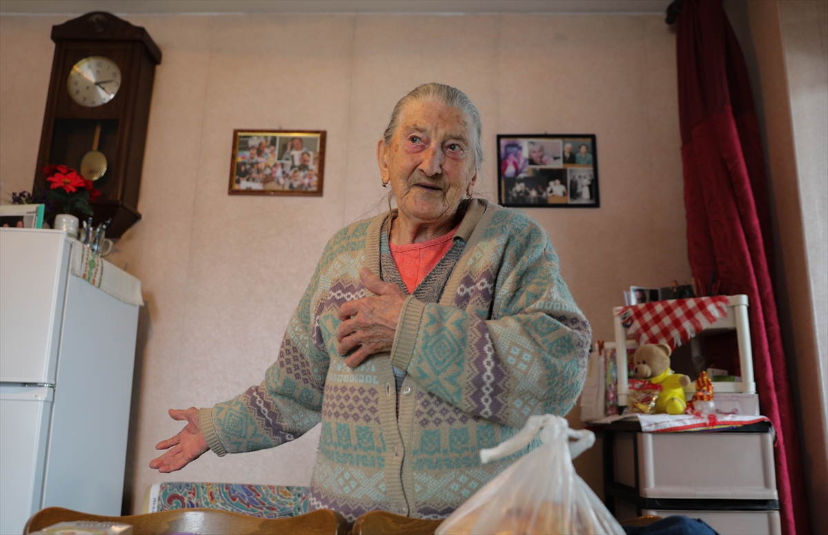 Veliko srce bake Milke: Iako ni sama nema puno, odlučila je pomoći turskom i sirijskom narodu (FOTO)