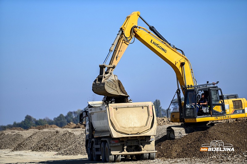 Brojni koncesionari gomilaju dugove, vlast krije informacije i izbjegava reforme