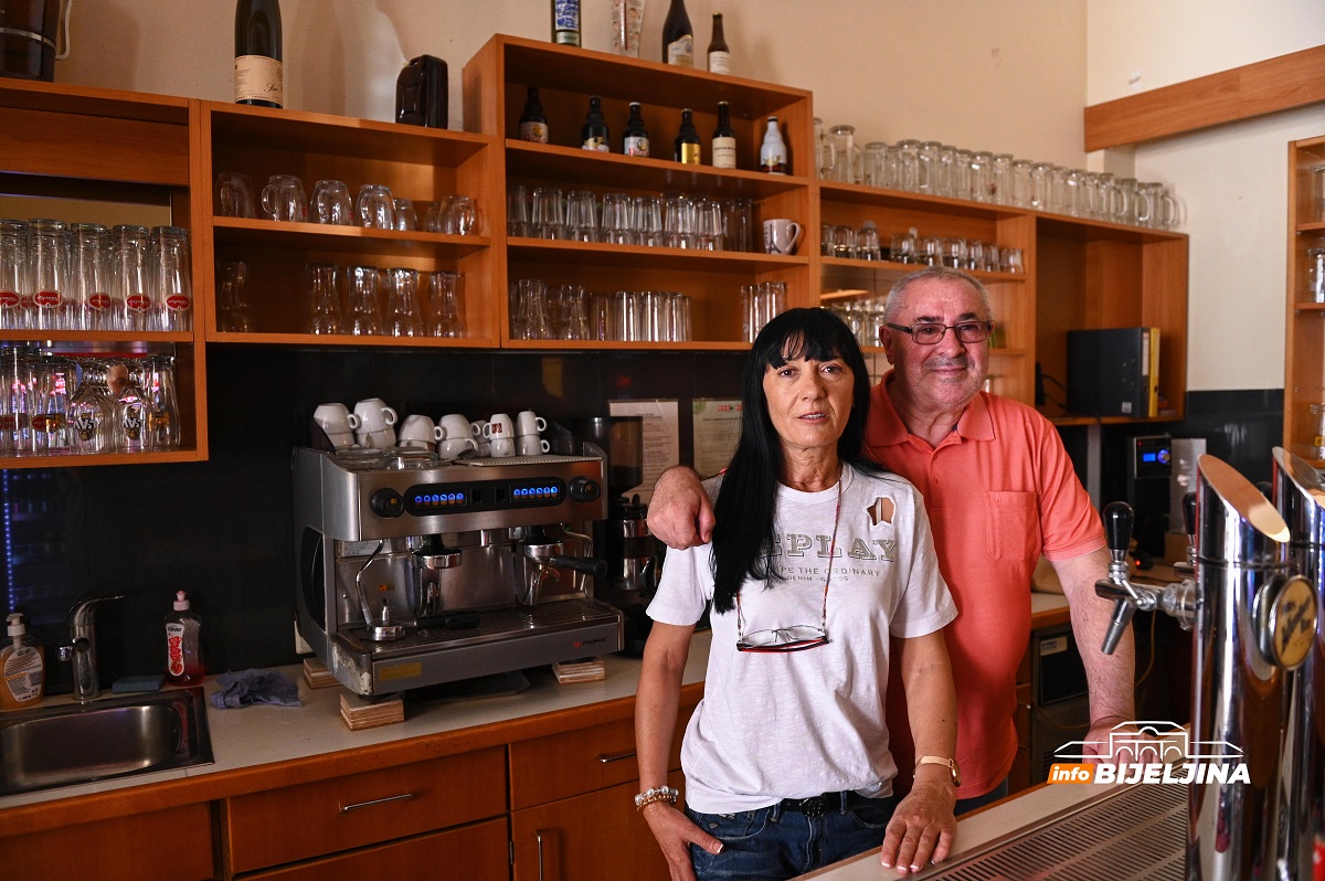 PUNOG SRCA IDE U PENZIJU Mile Stepanović 41 godinu drži restoran u Beču (FOTO)