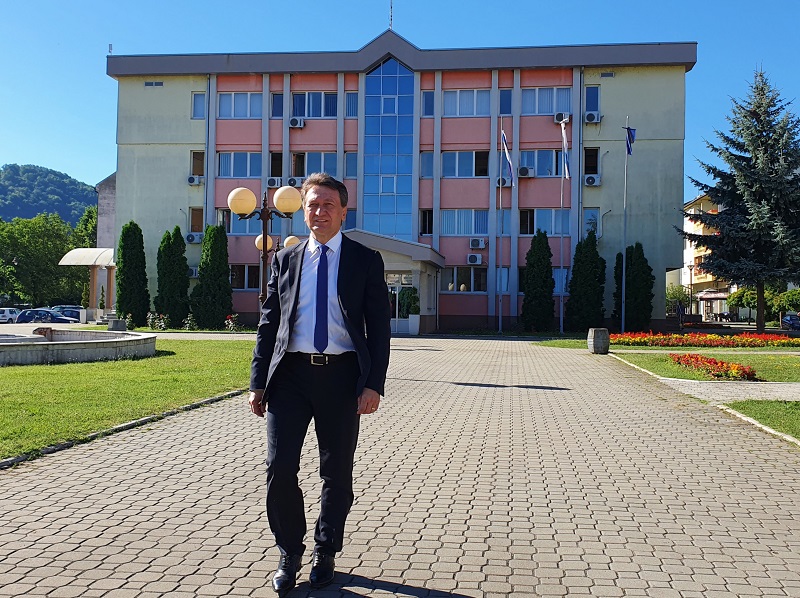 „BRIGA O SVAKOM ČOVJEKU“ Vasilije Perić uputio novogodišnju čestitku