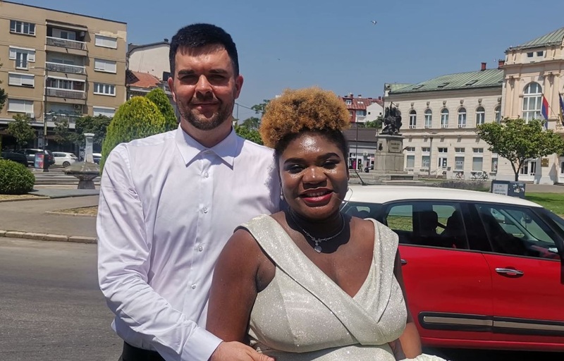 Vjenčanje na 40 stepeni: Bijeljinac Ilija i Džejn iz Nigerije rekli sudbonosno “Da” (FOTO)
