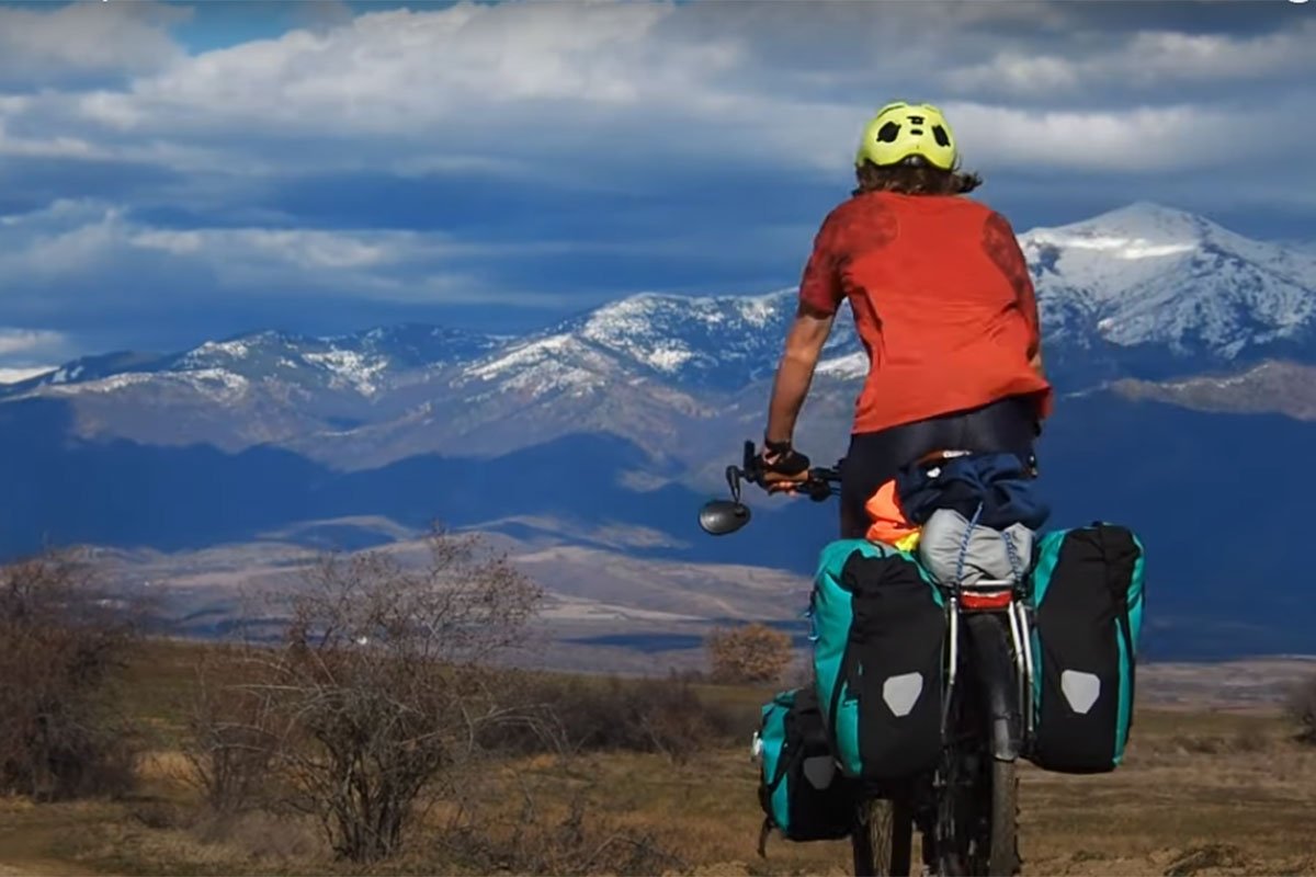 Student medicine biciklom obilazi Evropu, već prešao 6.000 km (VIDEO)