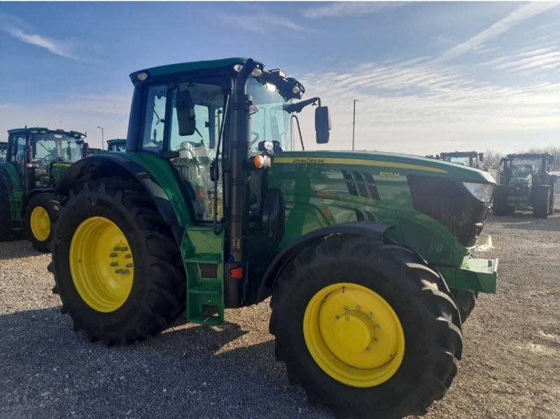 Posjetite Sajam u Bijeljini: Stižu najnoviji modeli traktora John Deere, iskoristite sajamske akcije 