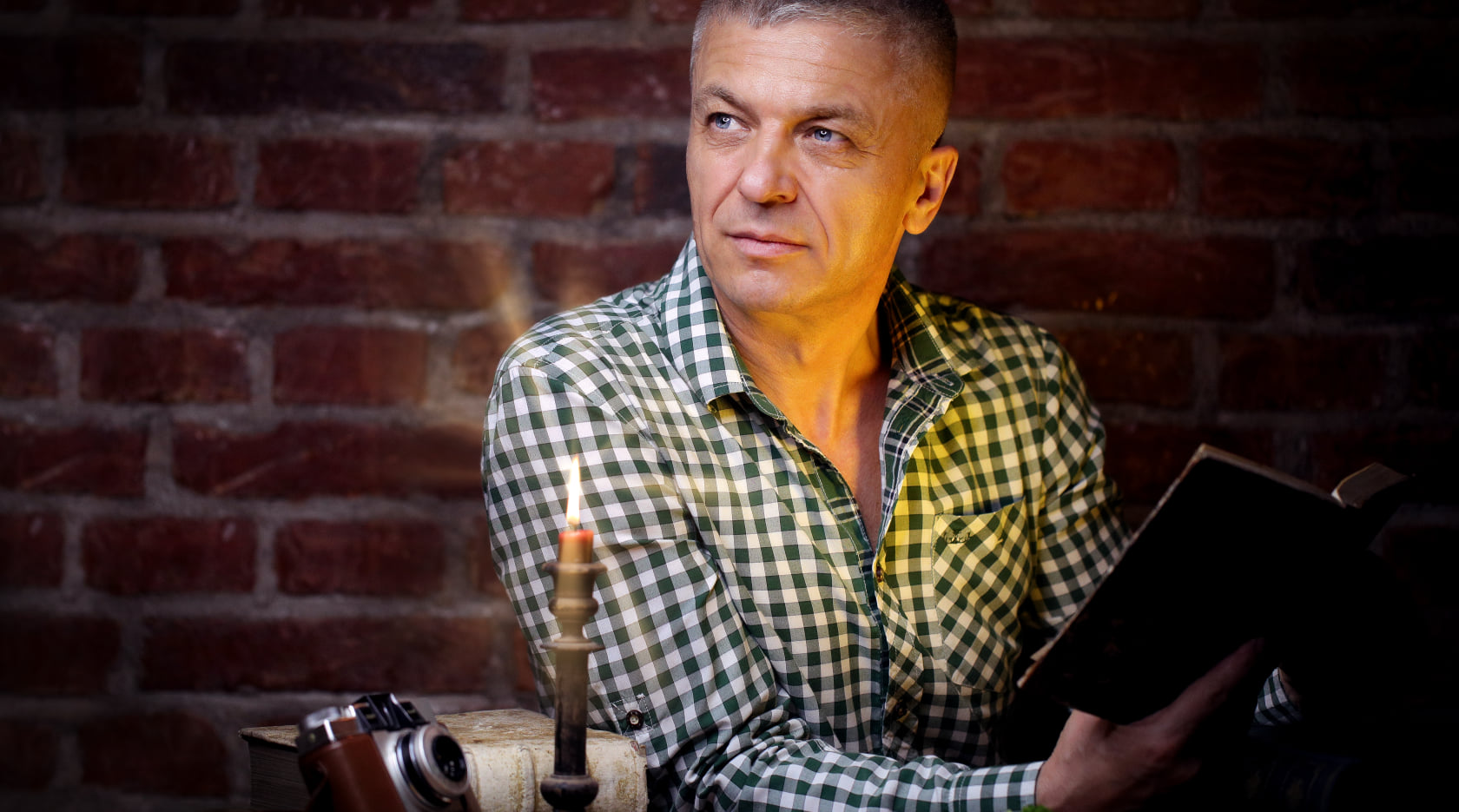 Fotograf iz Bijeljine uspješan u Beču: Od vojničkih zakletvi do poznatih političara (FOTO)