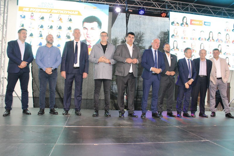 Brojni Majevičani na skupu  pod nazivom „Ne rudniku litijuma“ (FOTO)