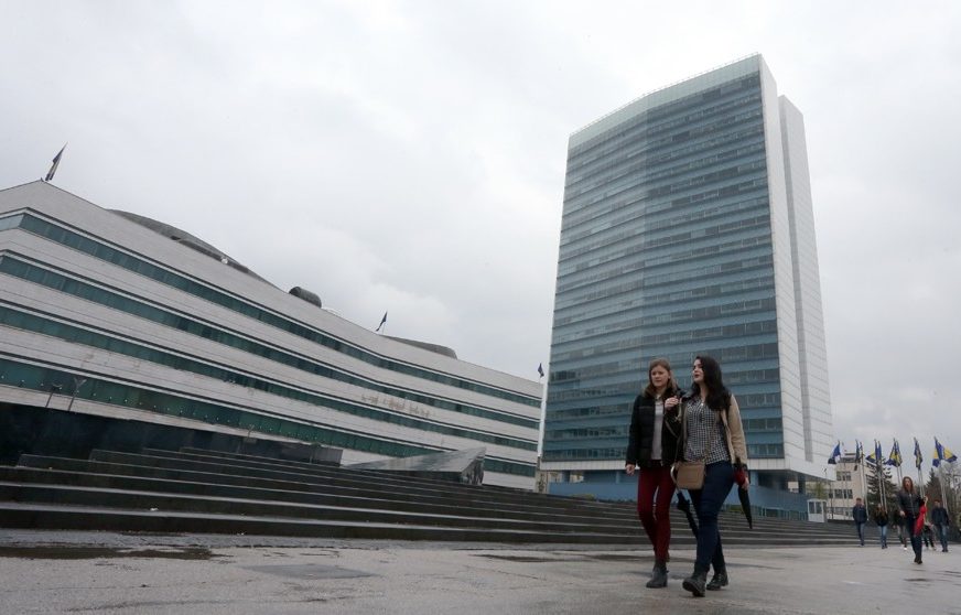 Savjet ministara donio odluku: U BiH sutra Dan žalosti zbog tragedije u Beogradu