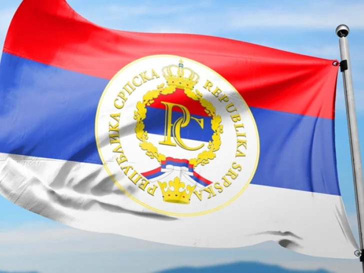 Mladića protjerali iz Hrvatske jer je mahao zastavom Republike Srpske!