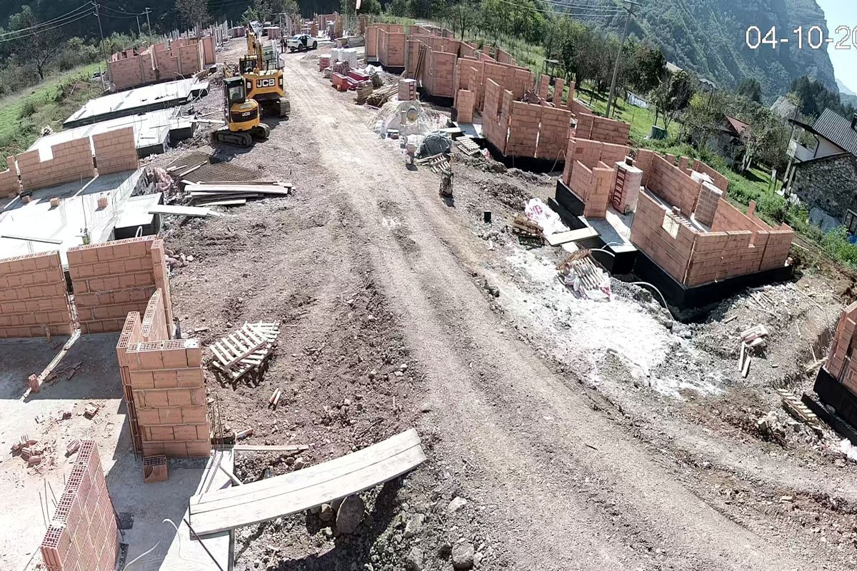 Pomozi.ba se oglasio o gradnji 16 kuća za pogođene u poplavama u Donjoj Jablanici