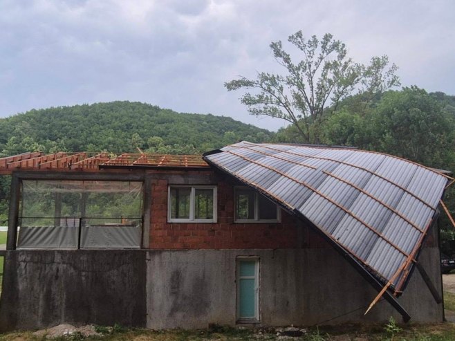 "Elektro Bijeljina": Nevrijeme prouzrokovalo kvarove na elektromreži i materijalnu štetu