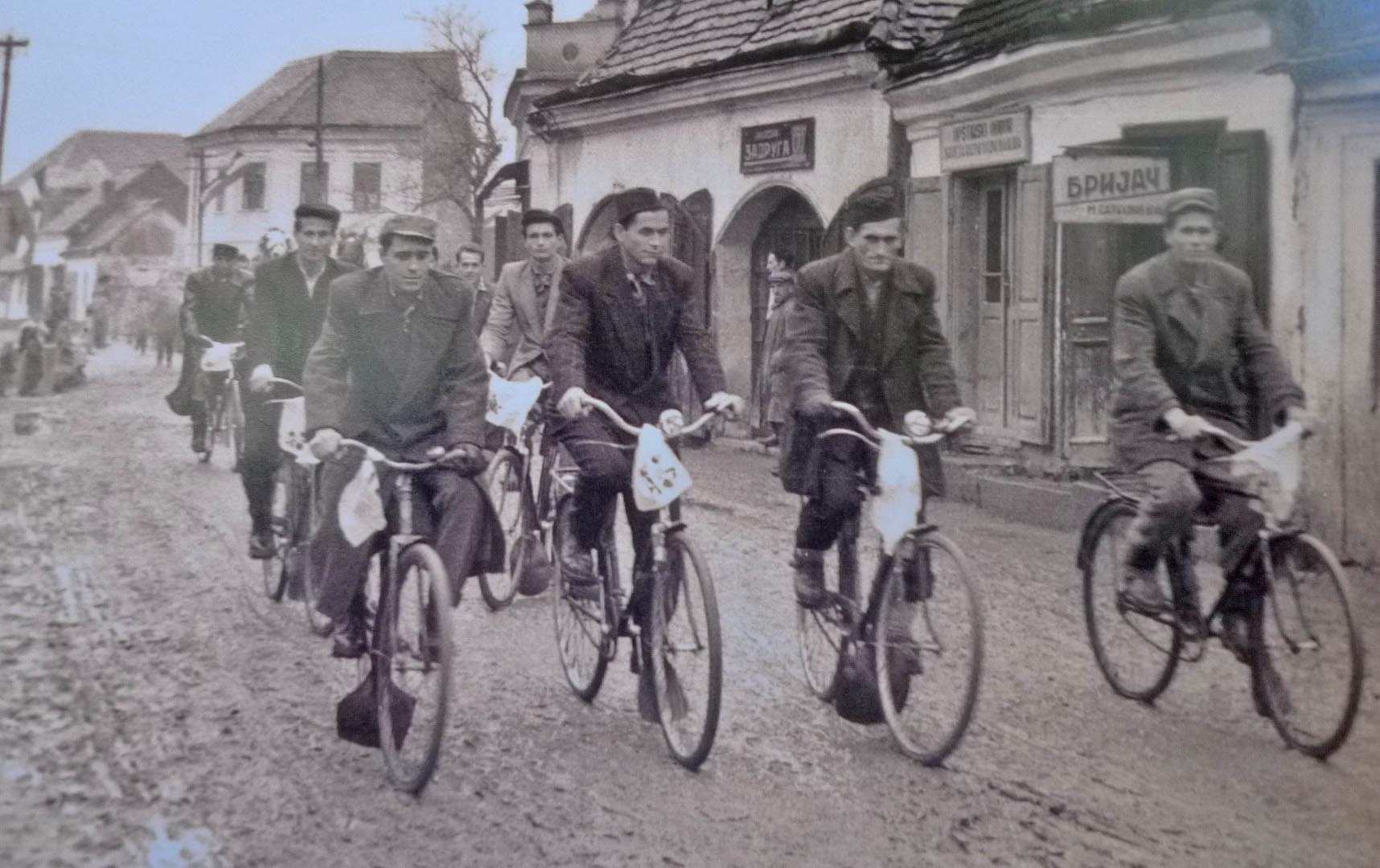 Bojadžije, voskari, sodari, opančari... Zanati koje su Bijeljinci zaboravili (FOTO)