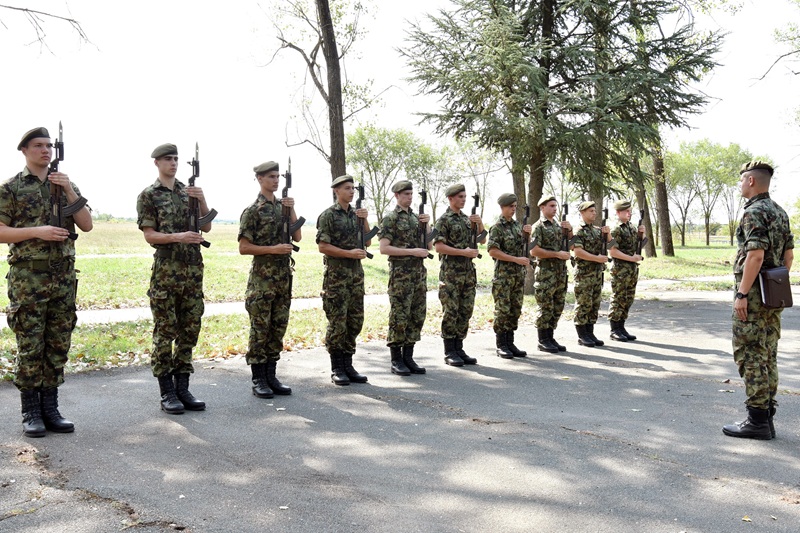 Vraća se obavezni vojni rok u Srbiju: Evo ko mora da ga služi, a ko ne