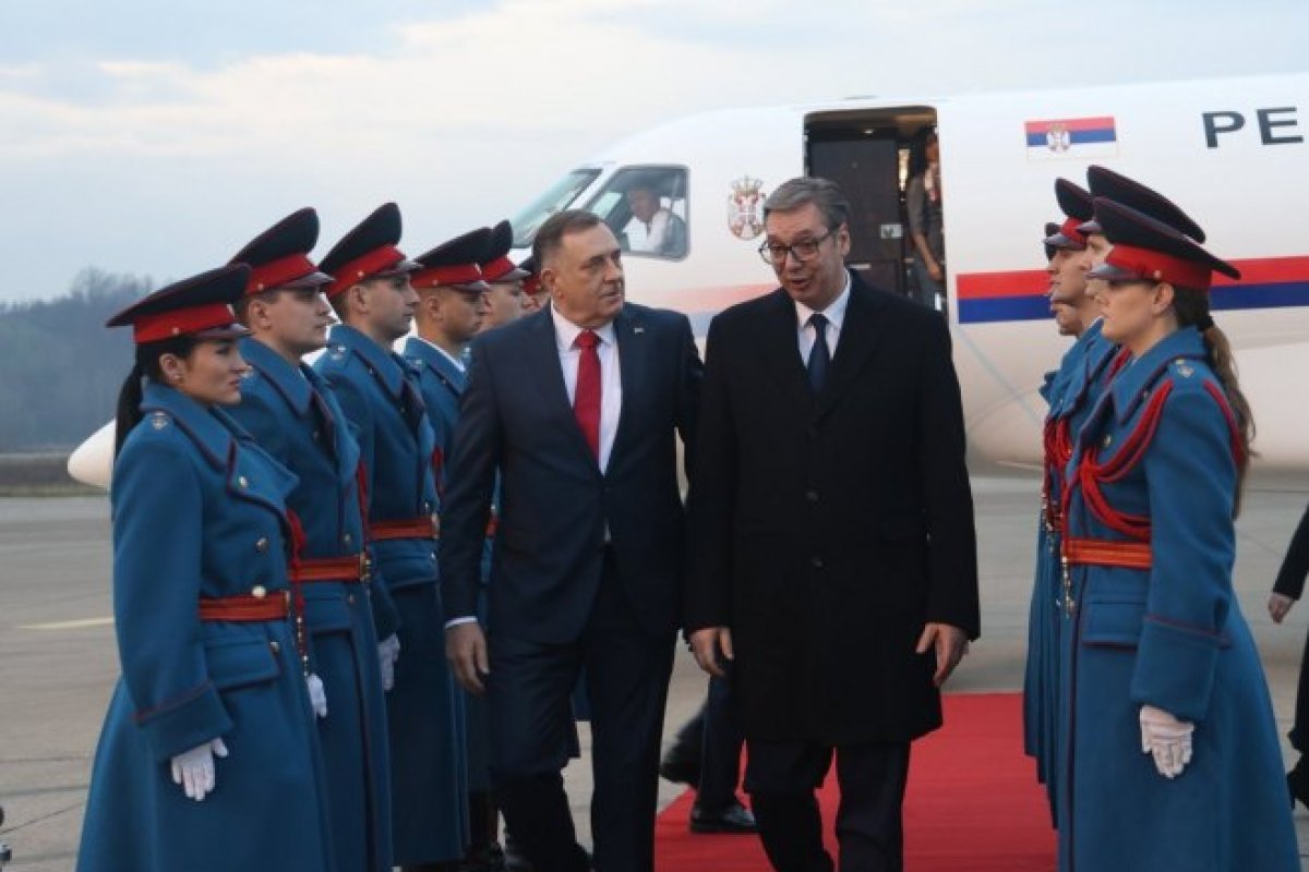 Vučić na putu za Banjaluku