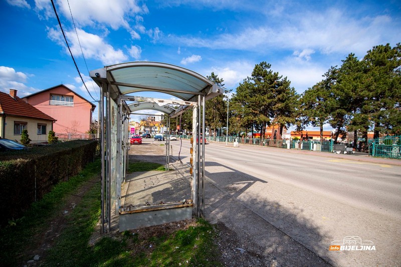 Bijeljina dobila gradski prevoz: Kakvo je stanje na stajalištima? (FOTO)