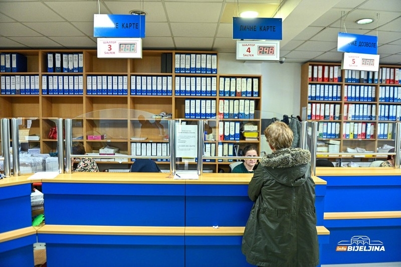 MUP Srpske: Lokacije za izdavanje ličnih dokumenata rade za vikend