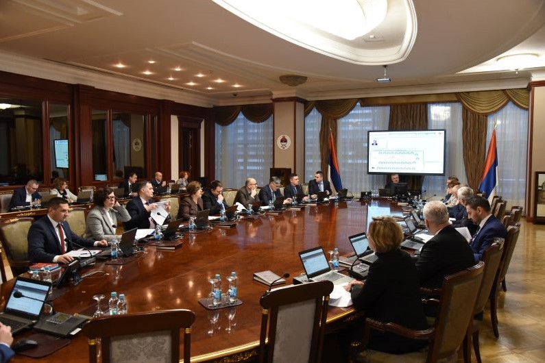 Odobreno 8,8 miliona KM podsticaja privrednicima za povećanje plata radnika