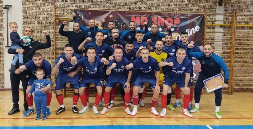 SKANDAL U BRČKOM: Huligani vrijeđali, pa napali autobus sa mladim igračima iz Bijeljine (VIDEO)