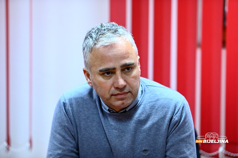 Bijeljina: Tržnica zatvorenog tipa san prodavaca (FOTO)