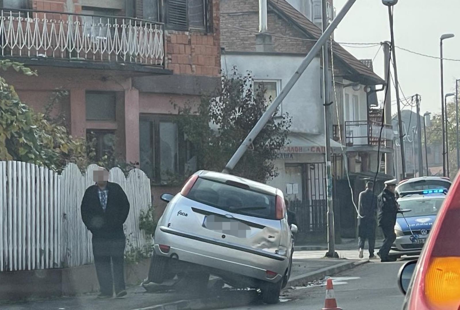 OBORIO BANDERU Nezgoda u centru Bijeljine