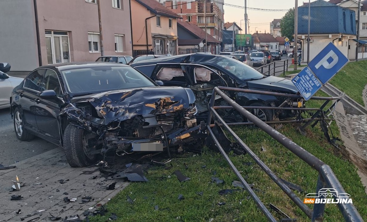Detalji karambola u Bijeljini: Vozač sa 1,8 promila vozilom udario u tri auta  (FOTO)