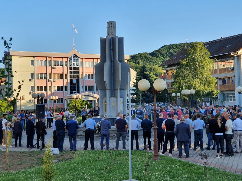 Sutra u Ugljeviku parastos za 301 poginulog borca