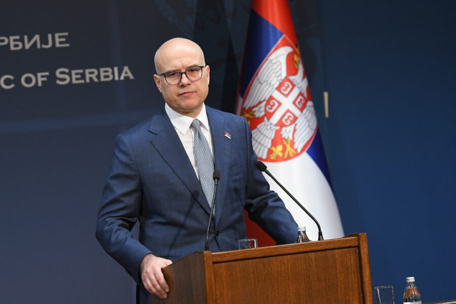 PALA VLADA Premijer Srbije Miloš Vučević podnio ostavku