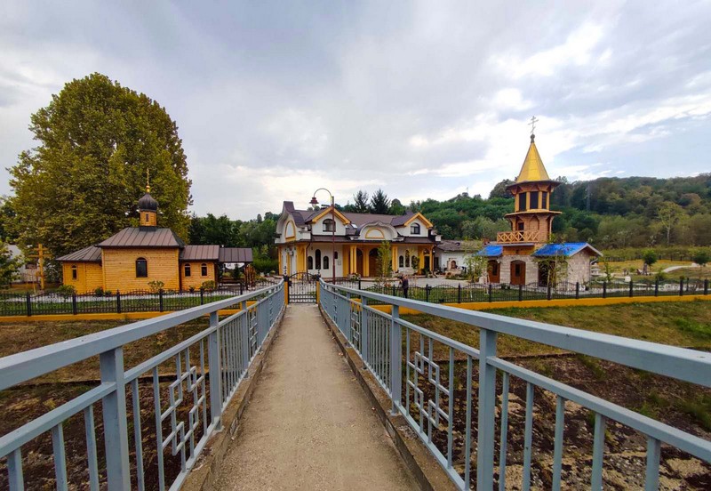 Ugljevik: Manastir svetog Aleksandra Nevskog sutra proslavlja slavu - Simbol neraskidivog prijateljstva ruskog i srpskog naroda (FOTO)