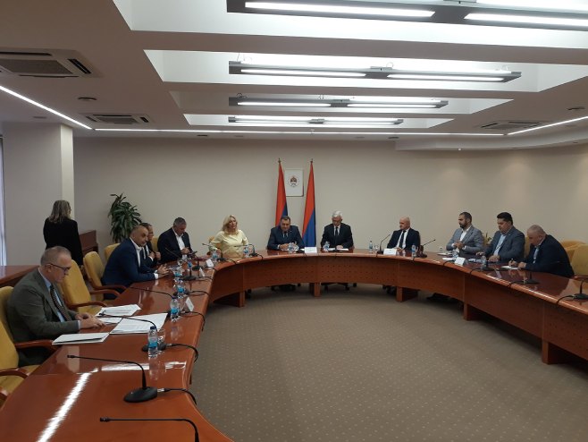 Vladajuća koalicija: CIK budi opasnu krizu