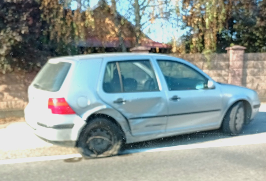 Sudar tri automobila u Ljeljenči kod Bijeljine (FOTO)
