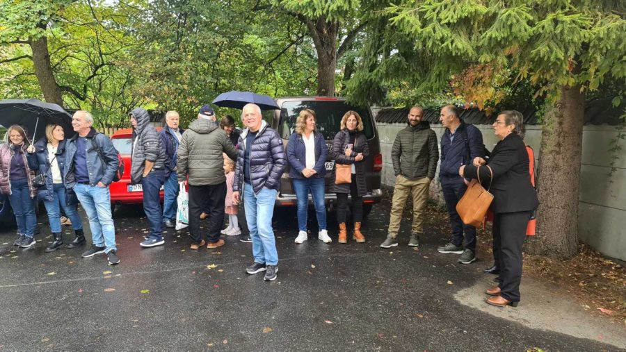 Velika izlaznost dijaspore: Gužve na pojedinim glasačkim mjestima (FOTO)