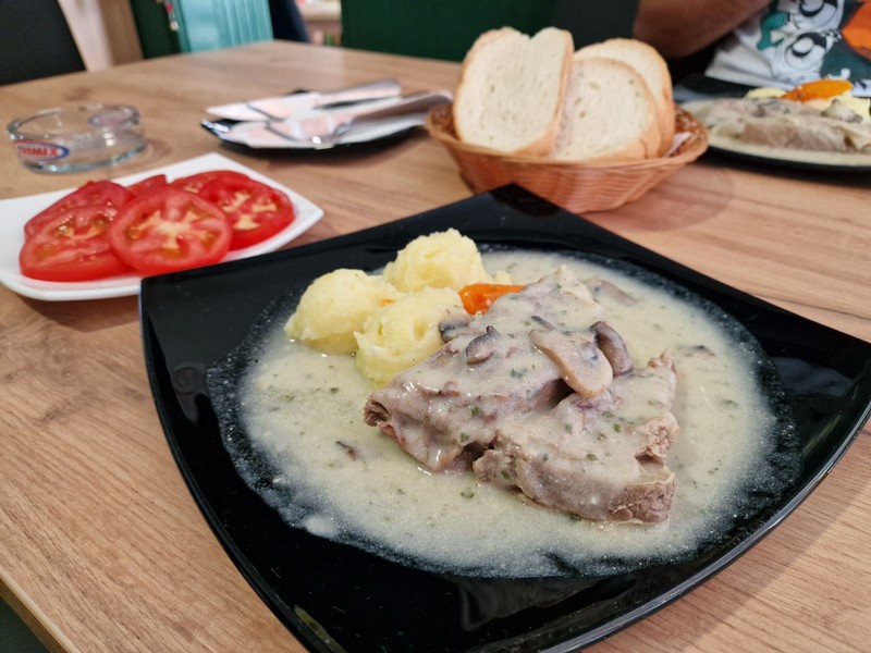 Bijeljina: “Lipov lad” dočekuje goste u novom ruhu (FOTO)
