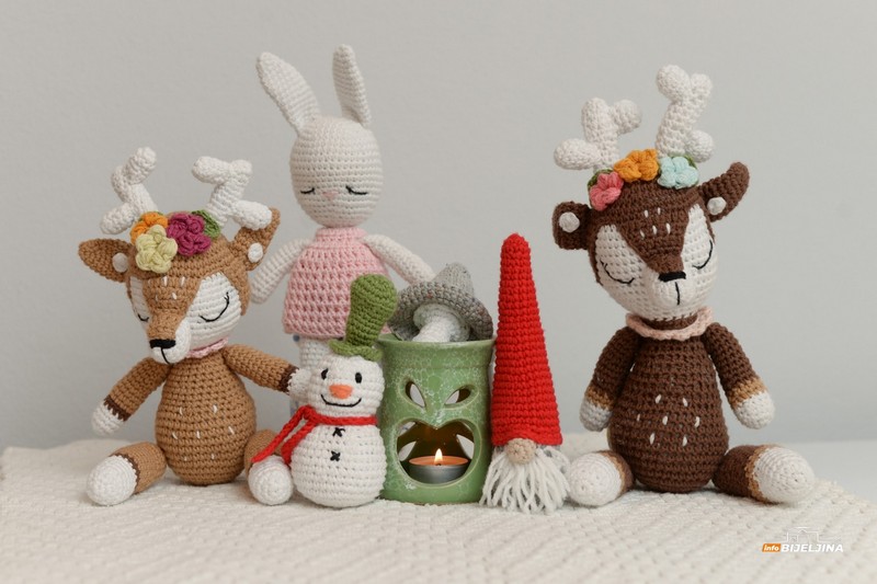 Bijeljinka hekla igračke japanskom tehnikom: Dječije želje pretvara u stvarnost (FOTO)