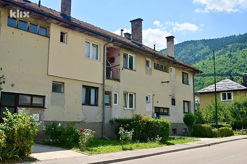 Detalji monstruoznog zločina u Sarajevu: Majci odrubio glavu, pa mirno sjedio
