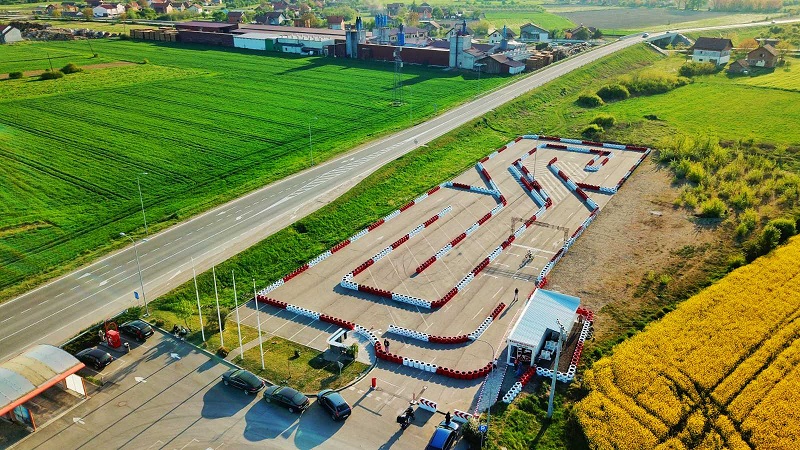 SPREMITE SE ZA AVANTURU Karting centar 