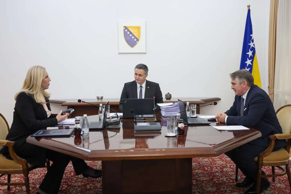 Predsjedništvo dalo agreman Ronaldu Džonsonu: Trampov ambasador stiže u BiH?