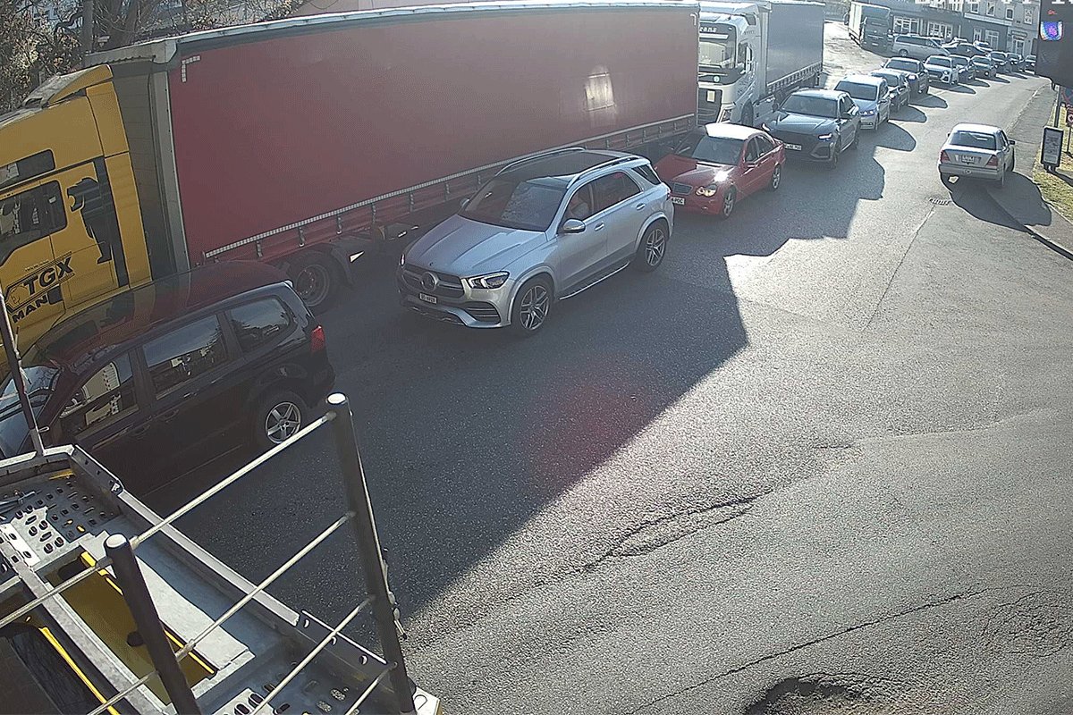 Gužve na izlazu iz BiH, od danas nova pravila na granici