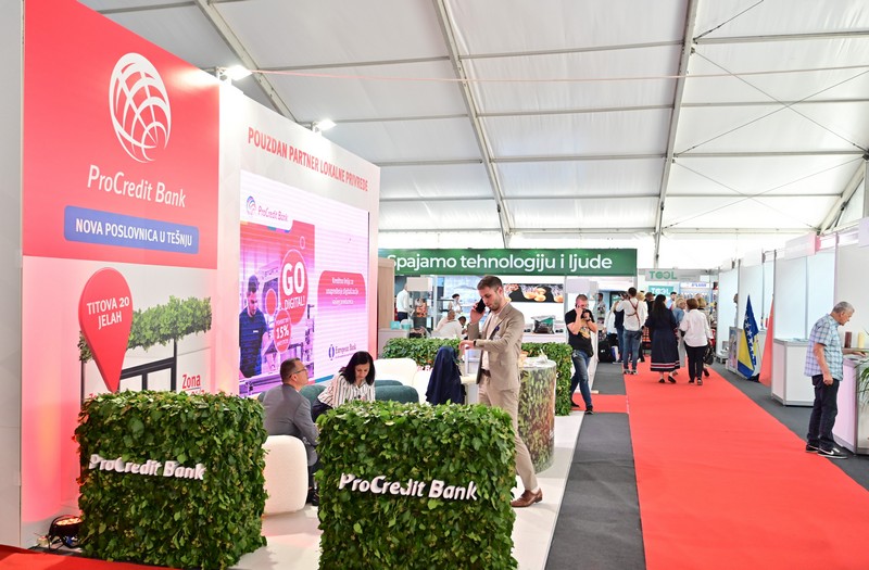 Sajam privrede u Tešnju: ProCredit Bank predana ekonomiji i održivom razvoju BiH (FOTO)
