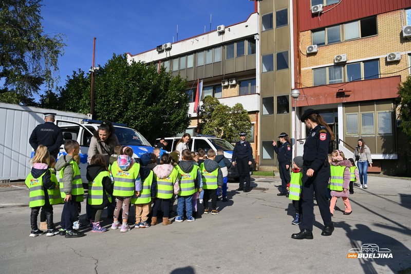 PU Bijeljina: Dan otvorenih vrata za najmlađe sugrađane (FOTO)