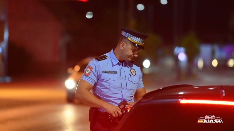 Policijska uprava Bijeljina: Alkotestiran 1.571 vozač, koliko je bilo pijanih? (FOTO)