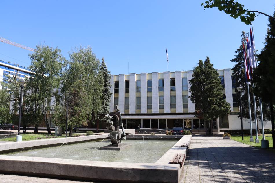 Stevandić bez limita u restoranu NSRS, generalnom sekretaru 1.200 KM, potpredsjednicima 900…