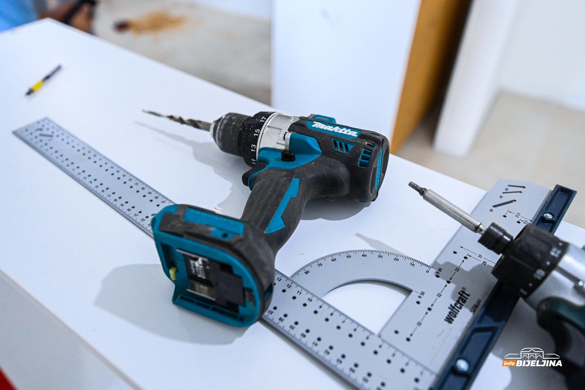 Zidar, keramičar, tesar sve skuplje: Do 300 KM dnevnica