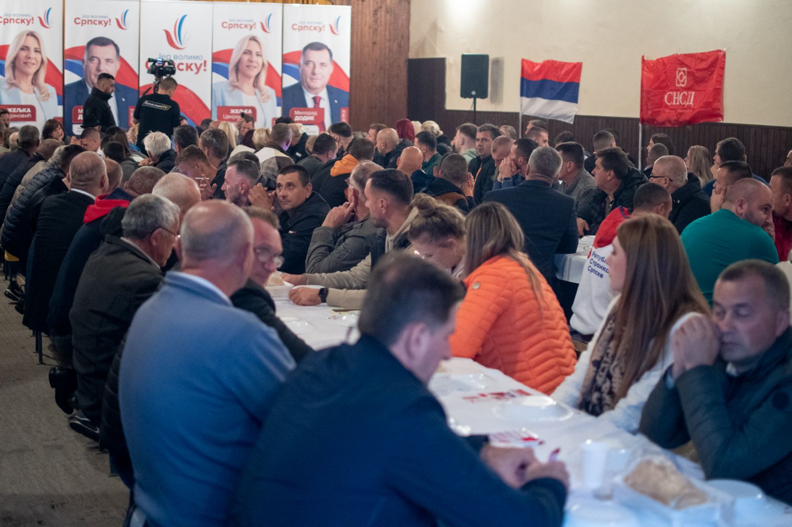 Tribina SNSD u Magnojeviću: Građani znaju važnost izbora za Republiku Srpsku (FOTO)