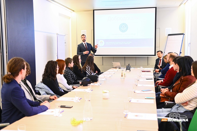 Najbolji studenti Univerziteta u Banjoj Luci posjetili Predstavništvo Republike Srpske u Austriji