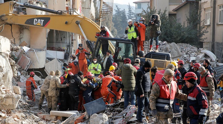 Erdogan: Spasioci izvukli više od 8.000 osoba iz ruševina