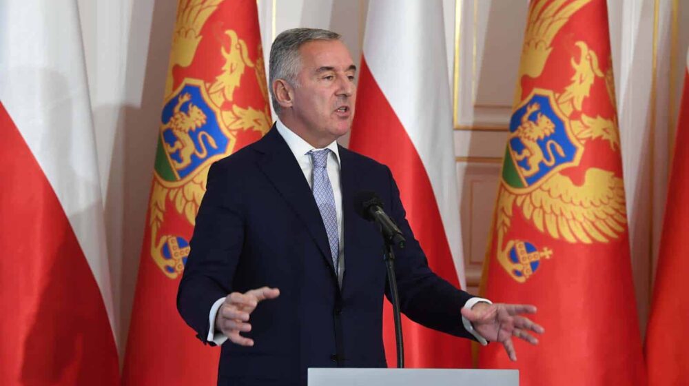 Đukanović raspisao vanredne parlamentarne izbore za 11. jun