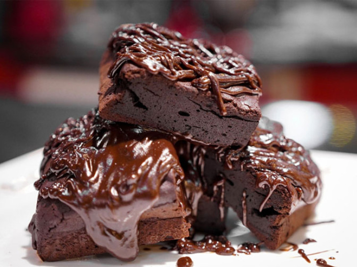 Ne bacajte bajati hljeb: Pretvorite ga u čokoladnu čaroliju koja miriše na djetinjstvo