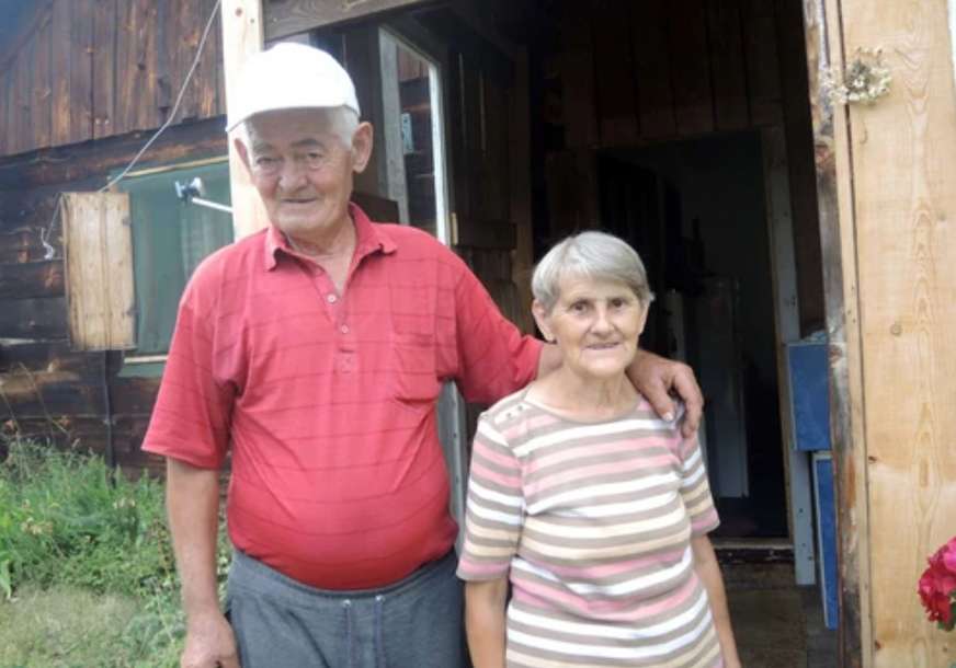 Njihova ljubav jača je od svih nedaća: Mališa i Milojka su 44 godine u braku, za to vrijeme nikada se nisu posvađali